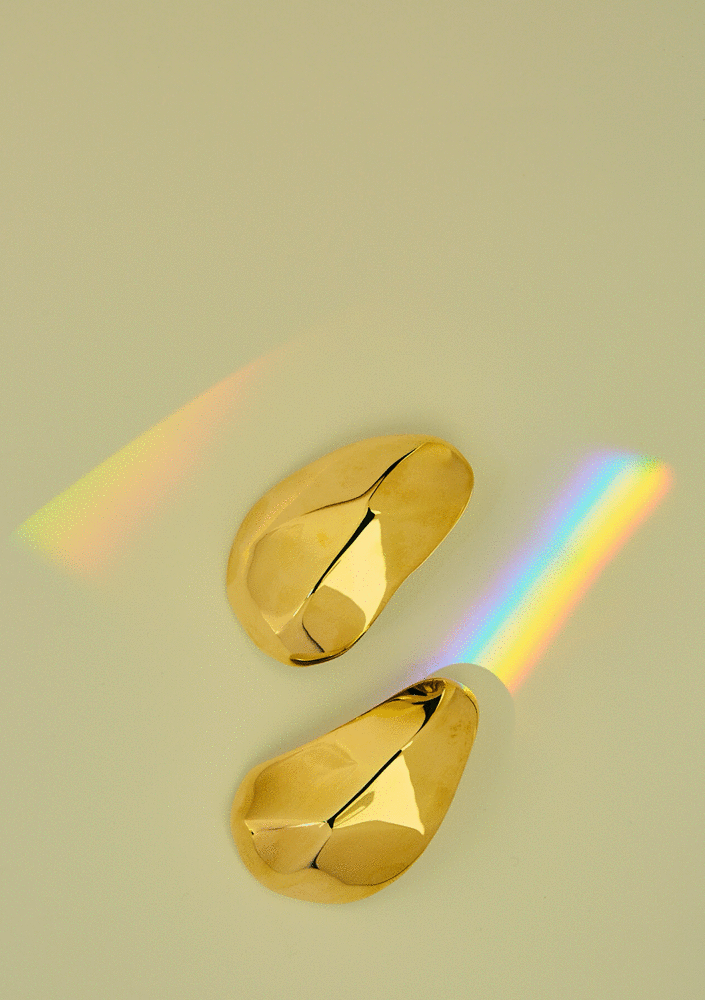 spooning earring in gold silber  hanggefertigter sculpturaler schmuck von xeniabous design 
